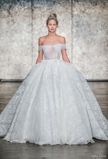 runway-wedding-dresses-2018-85_10 Runway wedding dresses 2018