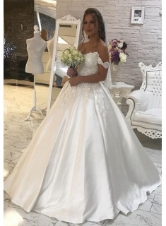 wedding-dresses-2018-lace-40_7 Wedding dresses 2018 lace