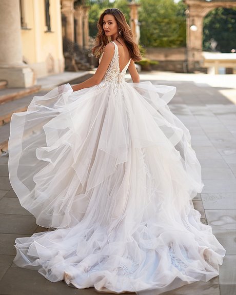 2022-best-wedding-dresses-70_9 2022 best wedding dresses