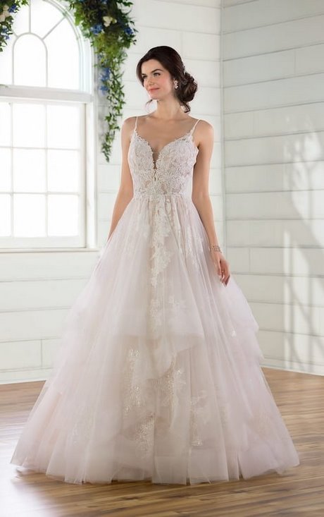 beautiful-bridal-dresses-2022-64_8 Beautiful bridal dresses 2022
