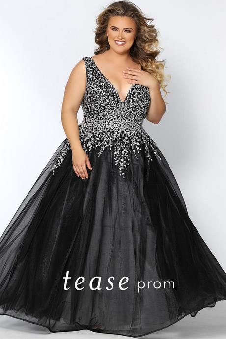 black-and-silver-prom-dresses-2022-95_12 Black and silver prom dresses 2022