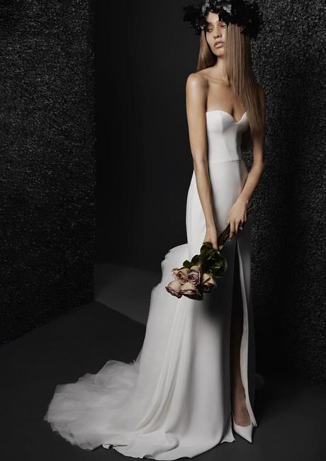 vera-wang-wedding-gowns-2022-02_12 Vera wang wedding gowns 2022