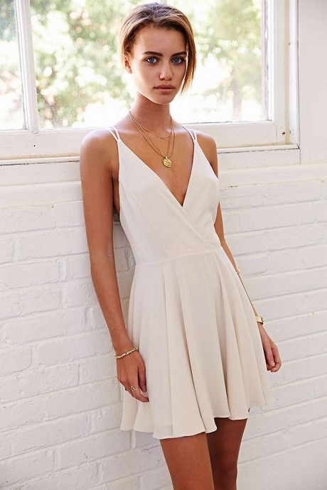 white-summer-dresses-women-04_18 White summer dresses women