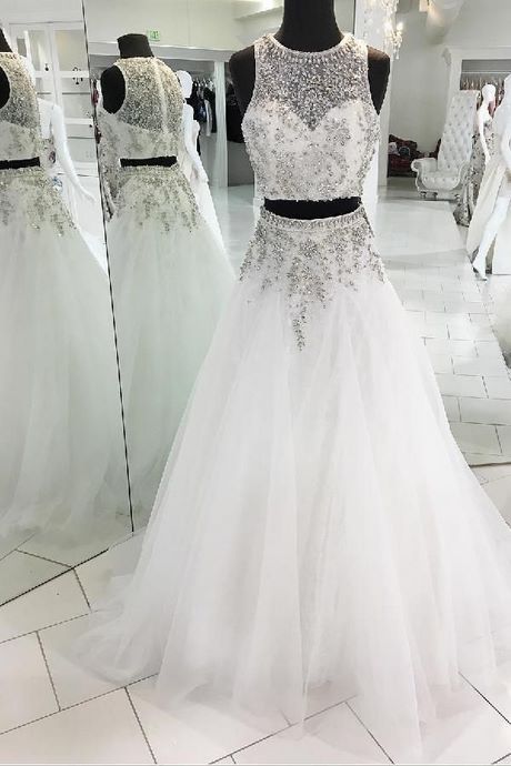 all-white-prom-dresses-2019-15_12 All white prom dresses 2019