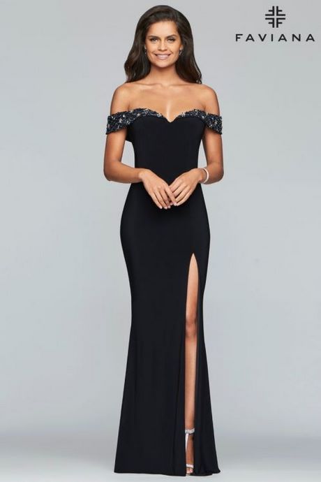 black-and-gold-prom-dresses-2019-65_7 Black and gold prom dresses 2019