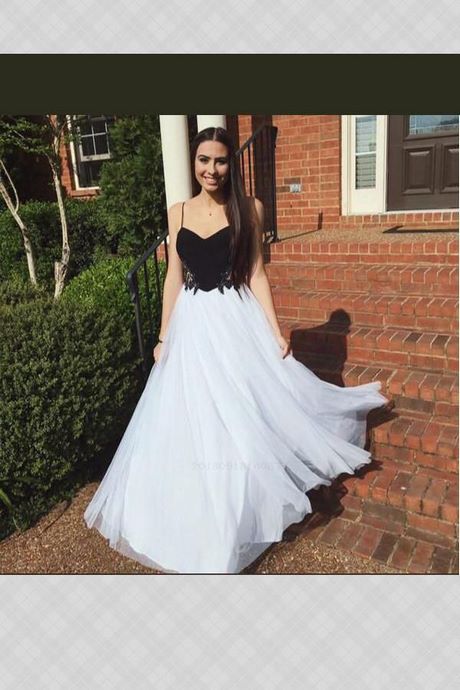 black-and-white-prom-dresses-2019-41_14 Black and white prom dresses 2019