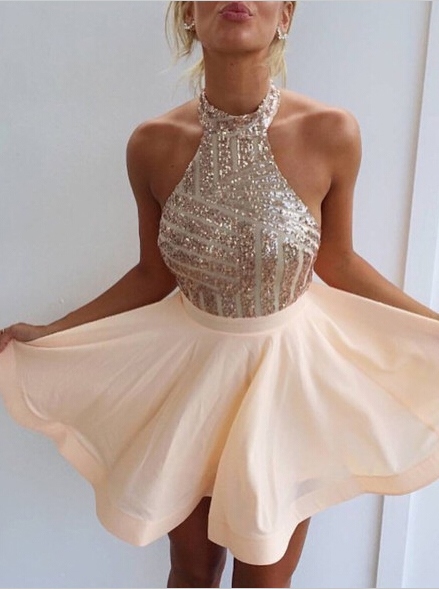 golden-dresses-2019-04_7 Golden dresses 2019