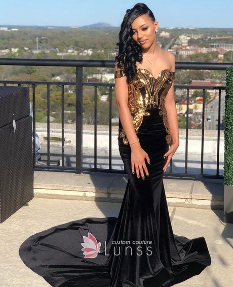 prom-dresses-2019-black-and-gold-58_15 Prom dresses 2019 black and gold