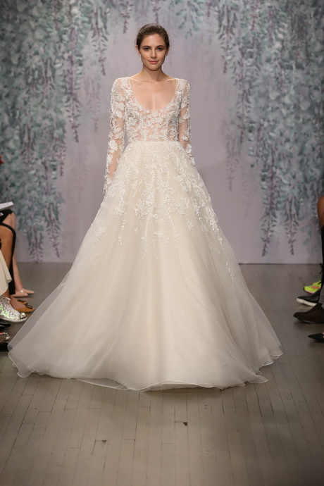 fall-2016-bridal-gowns-09_17 Fall 2016 bridal gowns