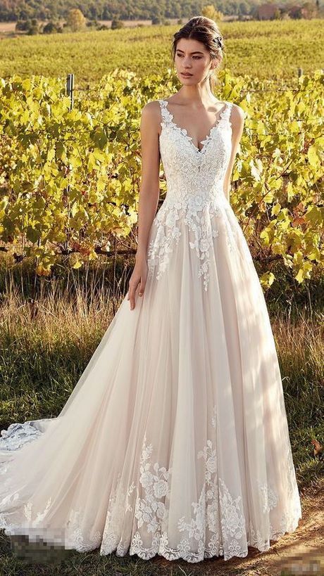 beautiful-lace-wedding-gowns-18_16 ﻿Beautiful lace wedding gowns