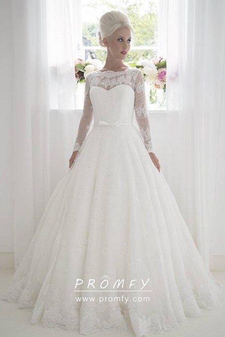 lace-long-sleeve-wedding-gown-62_16 ﻿Lace long sleeve wedding gown