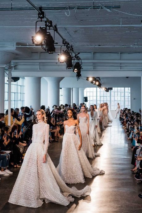 runway-wedding-dresses-2020-53_12 ﻿Runway wedding dresses 2020