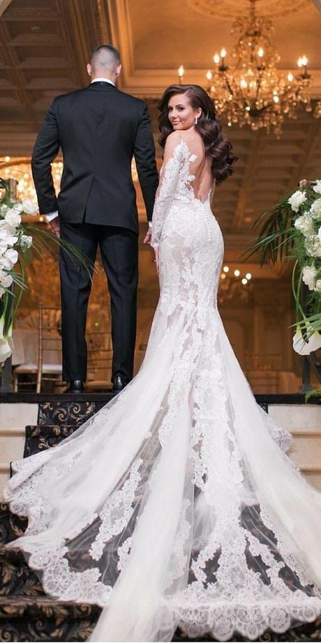 best-bridal-gowns-2021-82_8 Best bridal gowns 2021