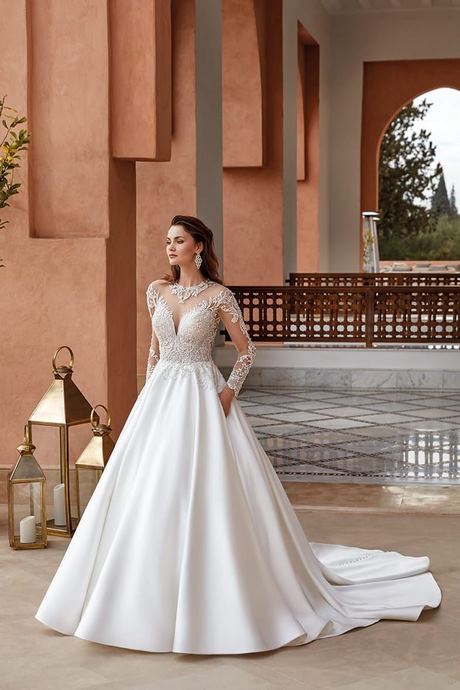bridal gown design 2021