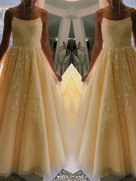prom-dresses-2021-white-and-gold-61_7 Prom dresses 2021 white and gold