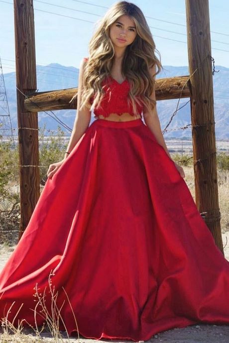 prom-dresses-two-piece-2021-47_3 Prom dresses two piece 2021