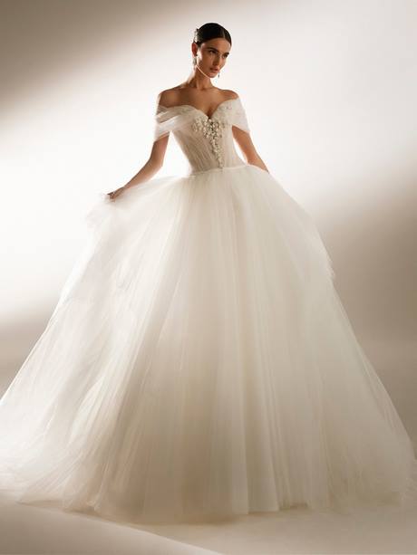 wedding-dress-trend-2021-78_3 Wedding dress trend 2021