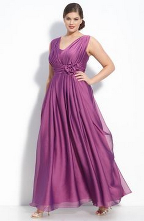 bridesmaid-dresses-for-larger-ladies-50_15 Bridesmaid dresses for larger ladies