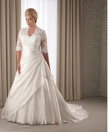 wedding outfits for large women