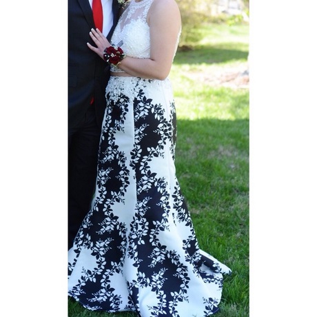 black-and-white-two-piece-prom-dress-59_13 Black and white two piece prom dress