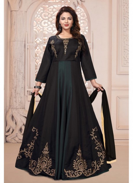 black-designer-gowns-36_9 Black designer gowns