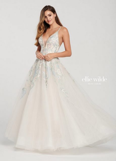 gold-and-white-prom-dresses-2019-78_7 Gold and white prom dresses 2019