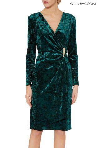 green-crushed-velvet-dress-35_7 Green crushed velvet dress