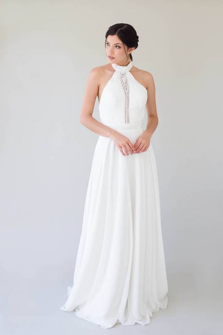 halter-neck-wedding-dress-51_9 Halter neck wedding dress