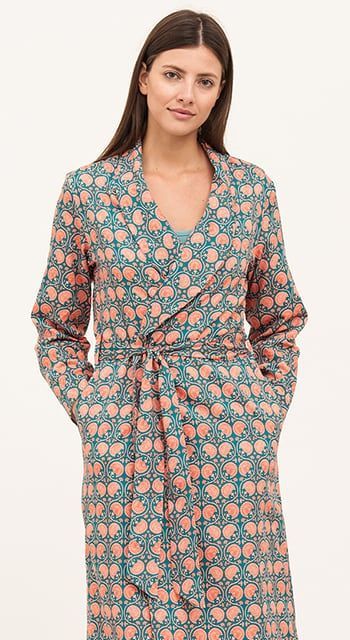 ladies-designer-dressing-gowns-35_5 Ladies designer dressing gowns