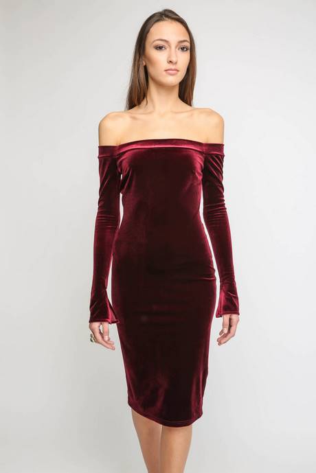 off-shoulder-velvet-dress-05_3 Off shoulder velvet dress