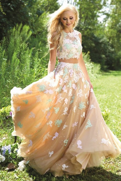 prom-dresses-crop-top-and-skirt-97_12 Prom dresses crop top and skirt