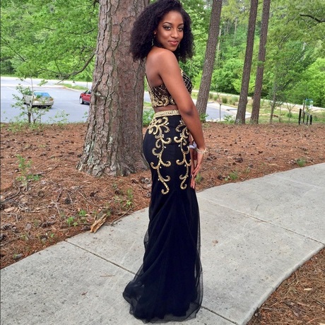 two-piece-black-and-gold-prom-dress-58_4 Two piece black and gold prom dress