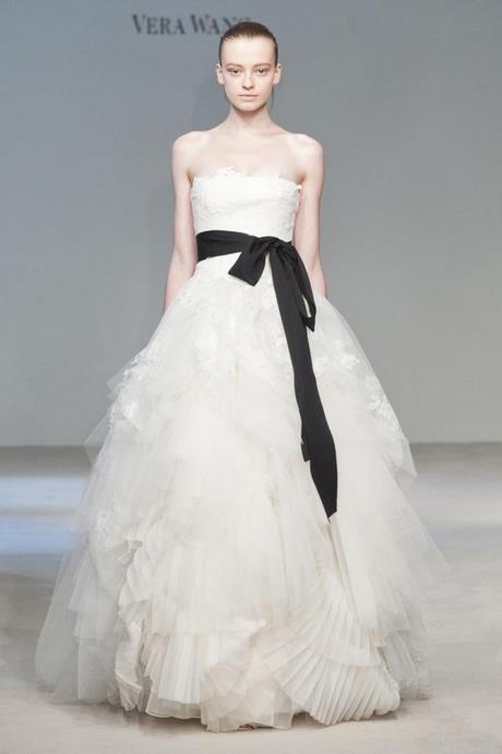 vera-wang-black-wedding-dress-75_4 Vera wang black wedding dress