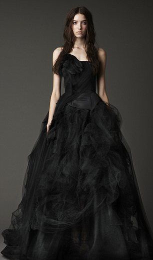 vera-wang-black-wedding-gown-90_10 Vera wang black wedding gown