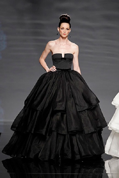 vera-wang-black-wedding-gown-90_13 Vera wang black wedding gown