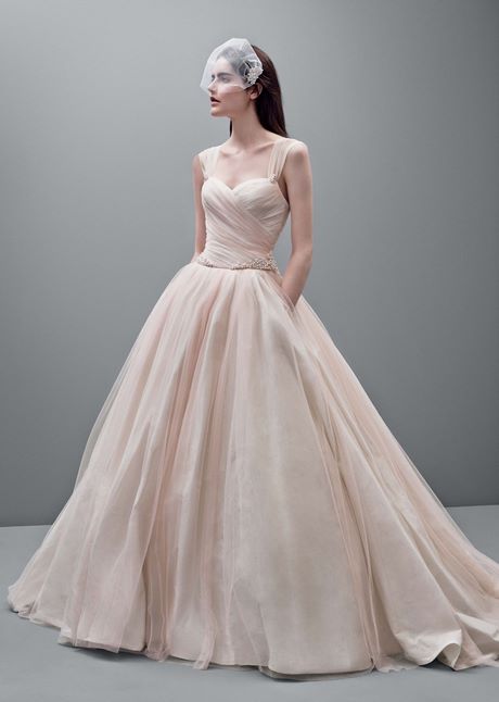 vera-wang-pink-wedding-dress-16_3 Vera wang pink wedding dress