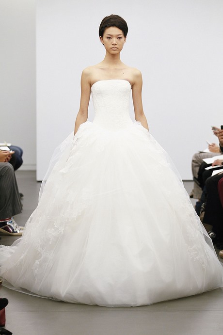 vera-wang-princess-wedding-dress-19_13 Vera wang princess wedding dress