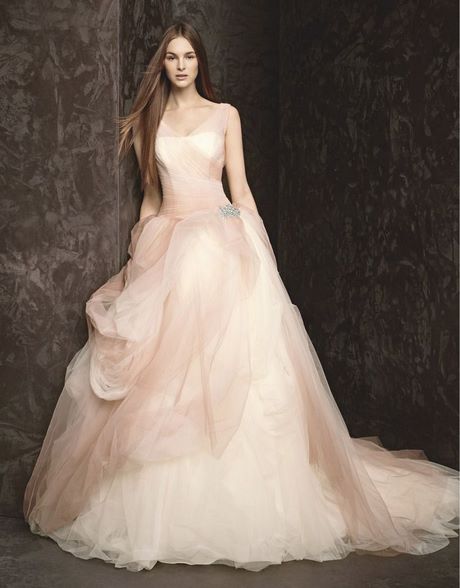 vera-wang-rose-wedding-dress-11_2 Vera wang rose wedding dress