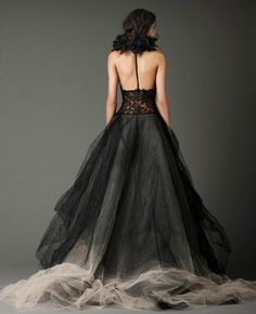 vera-wang-wedding-dress-black-40_12 Vera wang wedding dress black