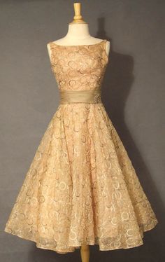 vintage-gown-dresses-79_8 Vintage gown dresses