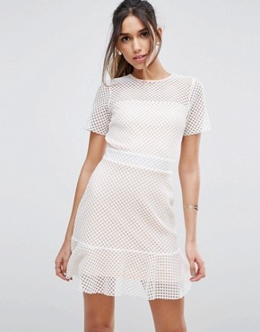 womens-lace-dresses-with-sleeves-44_8 Womens lace dresses with sleeves