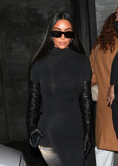 kim-kardashian-black-dress-2022-67_11 Kim kardashian black dress 2022