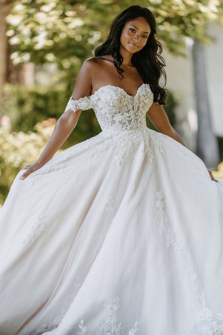 wedding-dresses-designs-2022-08_12 Wedding dresses designs 2022