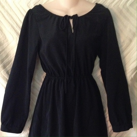 black-long-sleeve-flowy-dress-50 Black long sleeve flowy dress