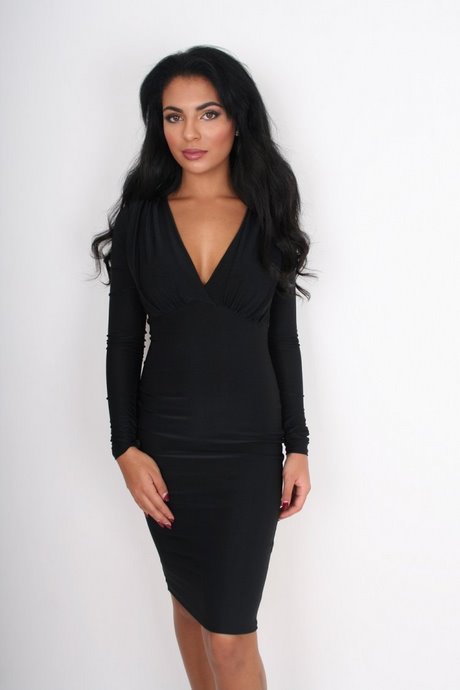 black-midi-dress-with-long-sleeves-14_7 Black midi dress with long sleeves