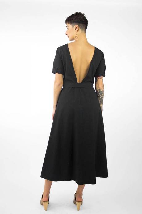 black-short-sleeve-midi-dress-23_16 Black short sleeve midi dress