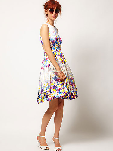 floral-dresses-for-wedding-guests-27_16 Floral dresses for wedding guests