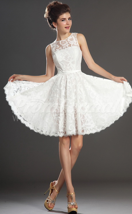 lace-short-prom-dress-26_17 Lace short prom dress