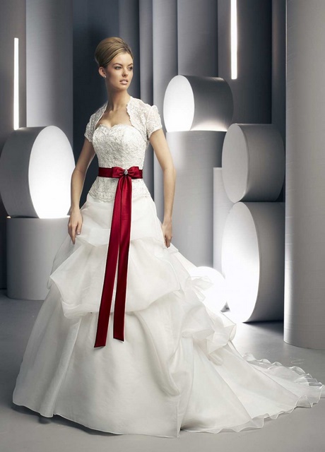 dresses-in-white-colour-82_8 Dresses in white colour