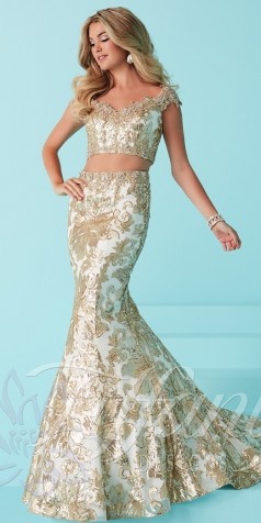 mermaid-two-piece-prom-dress-30_20 Mermaid two piece prom dress